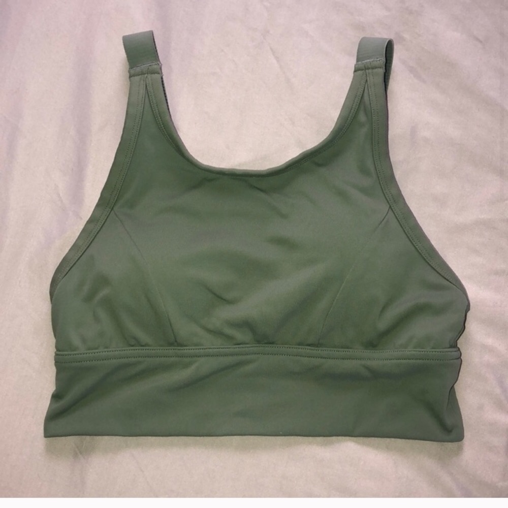 Sports bra